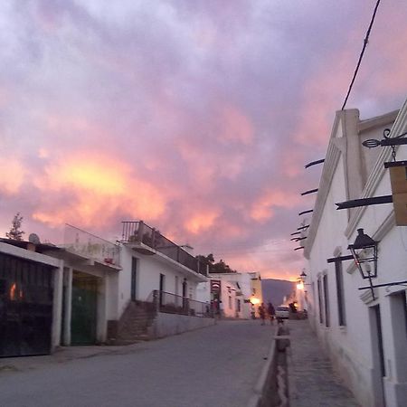 Hostal Las Tinajas De Cachi Bagian luar foto